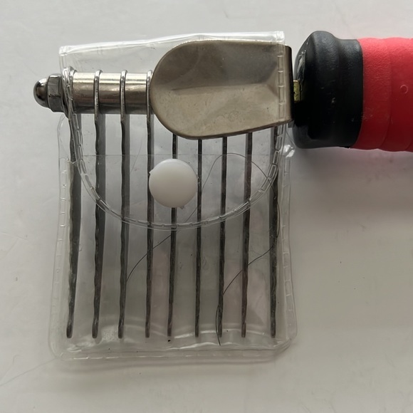 Four Paws De-Matting Tool For Dogs - Picture 3 of 6